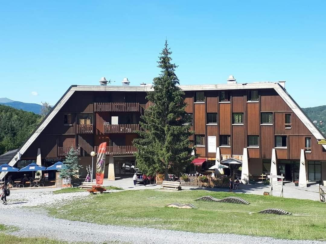 Hotel Saint Jean Montclar  Kültér fotó
